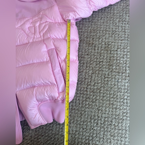 Iconic Pink Telfar Puffer Jacket - Picture 11 of 11